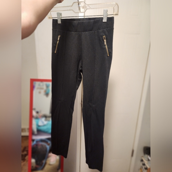 Girls Black Cherokee Leggings W/ Decorative Gold Zipper Pockets, Size ( XL14-16) - Picture 2 of 4